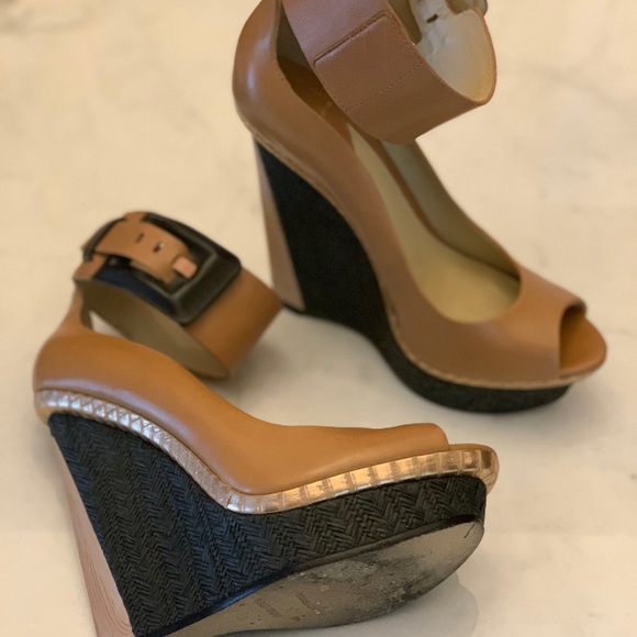 Platform Sandals - Picture 2 of 7